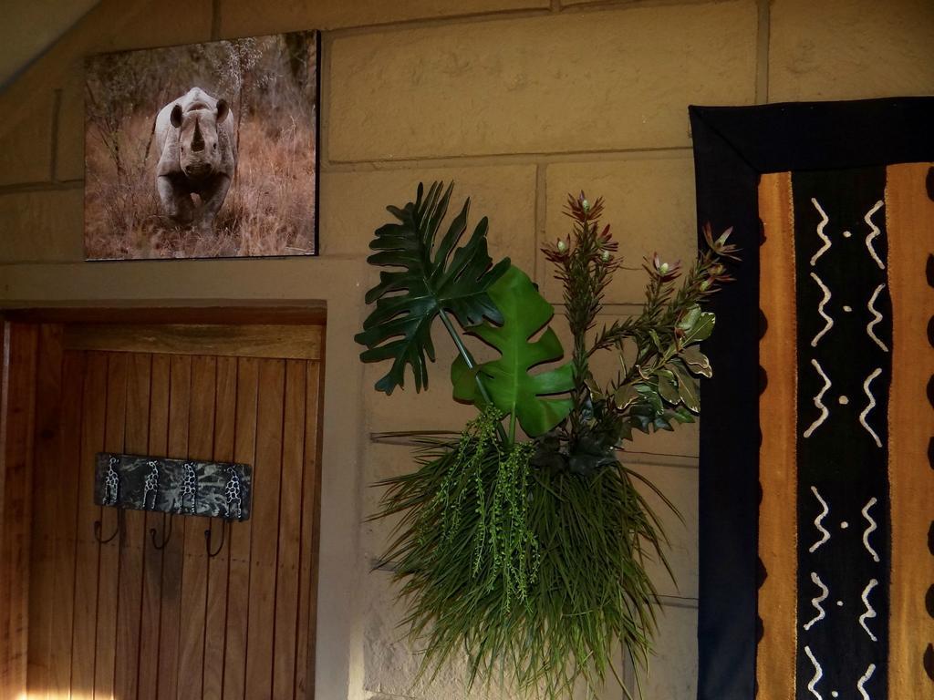 Ikweta Safari Camp Hotel Maua Ngoại thất bức ảnh