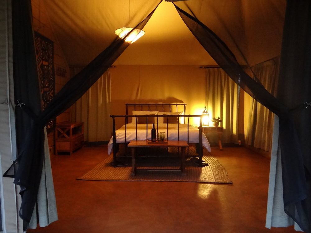 Ikweta Safari Camp Hotel Maua Ngoại thất bức ảnh